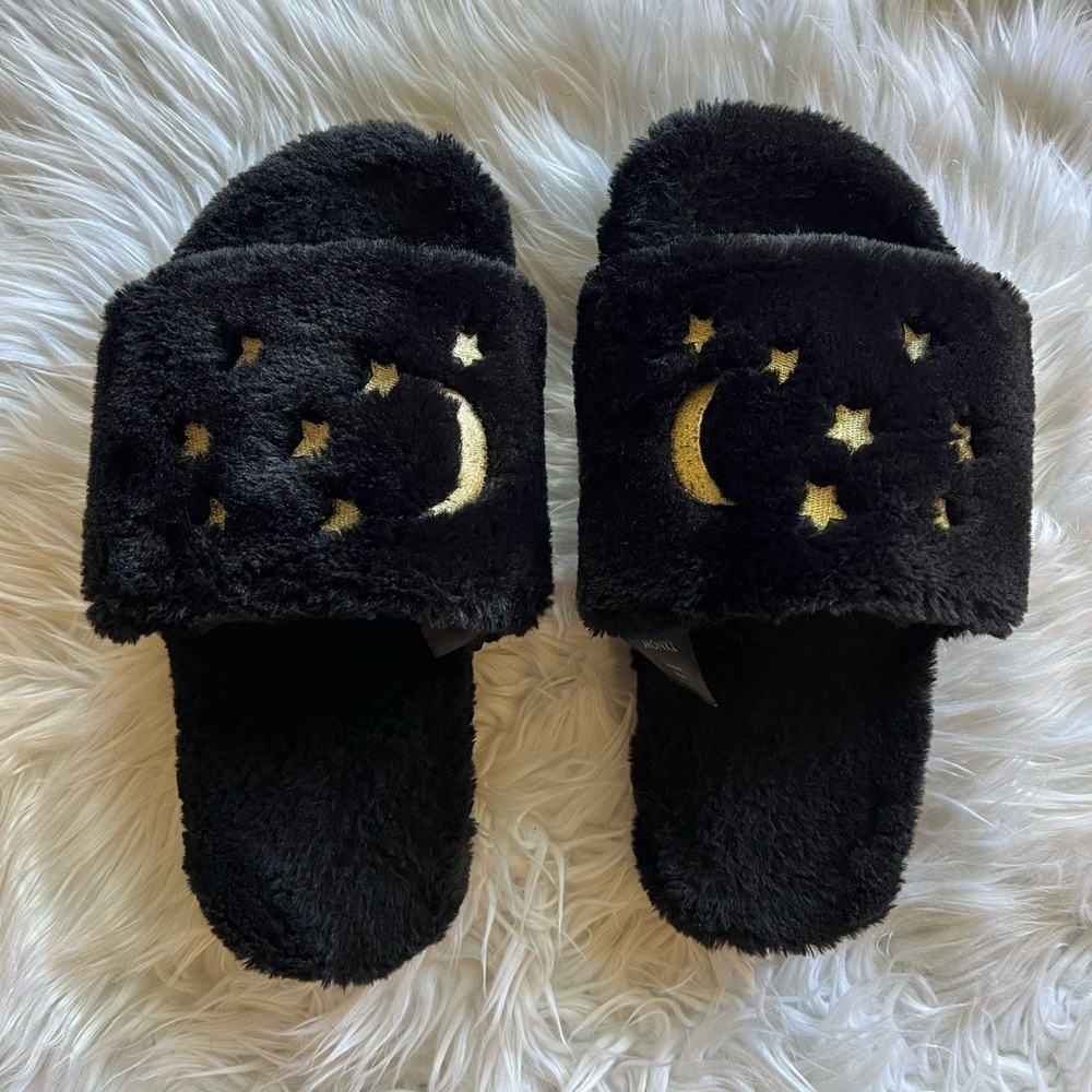 NEW Monki Black Faux Fur Slide Slippers, Plush House Shoes Slides, Size US 9-10 - Picture 7 of 7